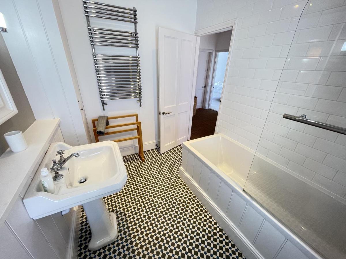 Porth House, With South Facing Courtyard Garden! Villa St Ives  Ngoại thất bức ảnh